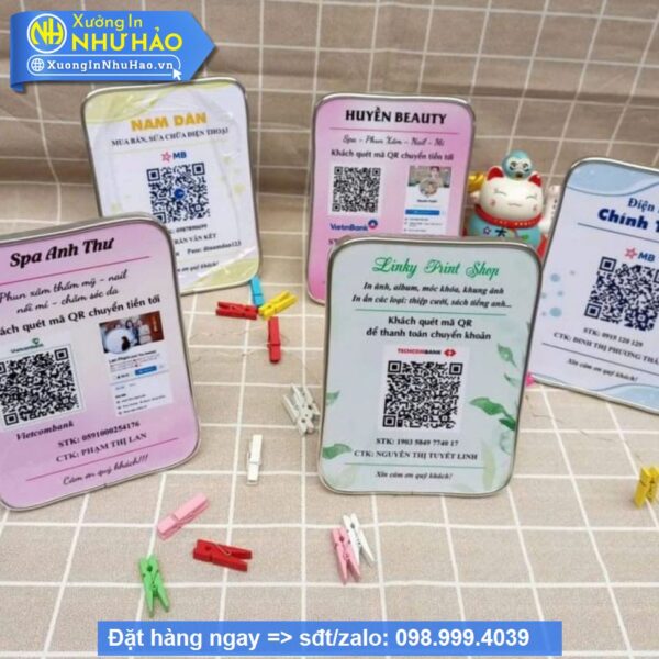 Bảng mã qr khung tráng gương