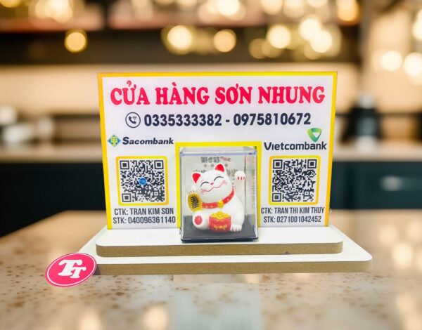 bảng mã qr code để bàn - mèo thần tài vẫy tay