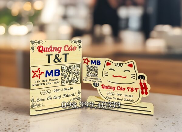 bảng gỗ mã qr code để bàn