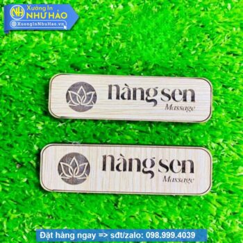 bảng tên nhân viên cài áo