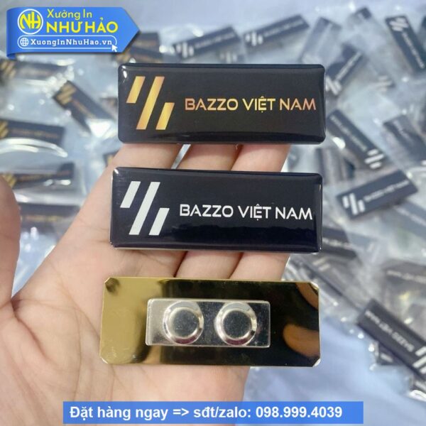 bảng tên nhân viên cài áo
