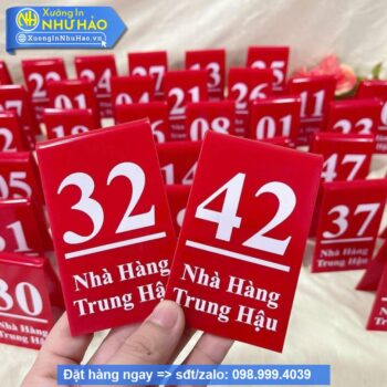 àm thẻ số bàn mica