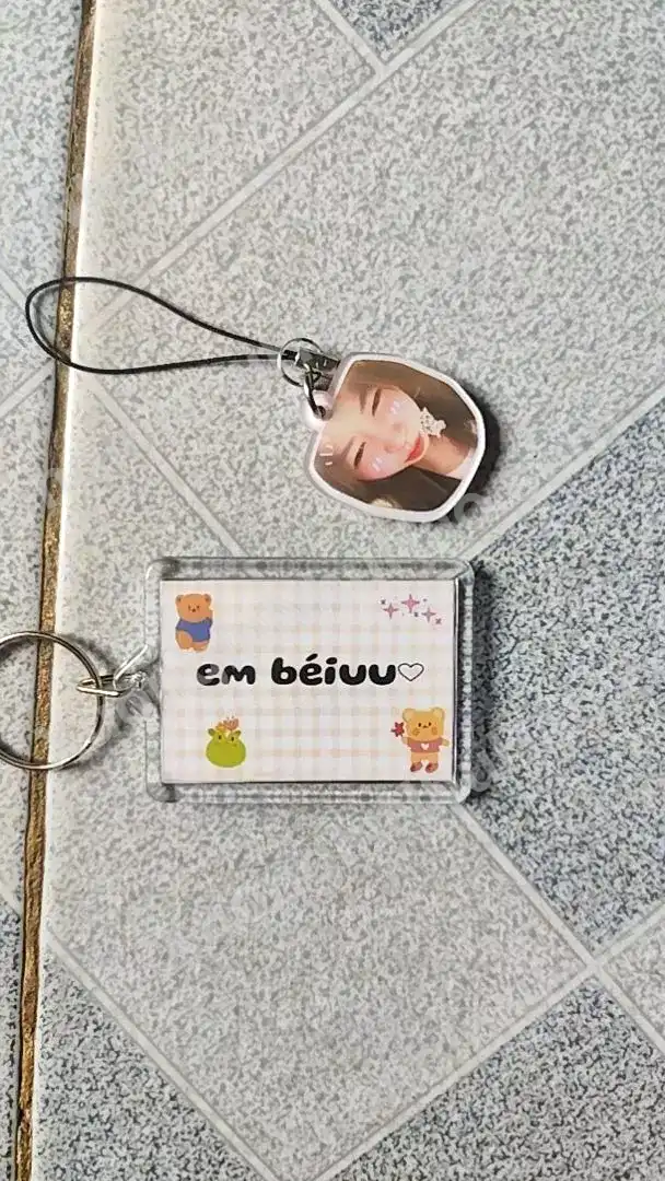 Dây Đeo Điện Thoại In Theo Yêu Cầu(custom), Chất Liệu Mica Trong Suốt, Dây Trang Trí Điện Thoại Làm Quà Tặng, Kỷ Niệm_ĐH 5 Dây Đeo Điện Thoại In Theo Yêu Cầu(custom), Chất Liệu Mica Trong Suốt, Dây Trang Trí Điện Thoại Làm Quà Tặng, Kỷ Niệm_ĐH 4