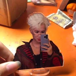 Mô Hình Standee Tượng Móc Khóa Keychain Bằng Acrylic Đức Duy Captain Boy Cute Rapper Ca Sĩ Nhận Đơn Từ 1 Móc - Miễn Phí Thiết Kế 1