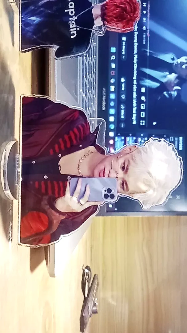 Mô Hình Standee Tượng Móc Khóa Keychain Bằng Acrylic Đức Duy Captain Boy Cute Rapper Ca Sĩ Nhận Đơn Từ 1 Móc - Miễn Phí Thiết Kế 4 Mô Hình Standee Tượng Móc Khóa Keychain Bằng Acrylic Đức Duy Captain Boy Cute Rapper Ca Sĩ Nhận Đơn Từ 1 Móc - Miễn Phí Thiết Kế 3