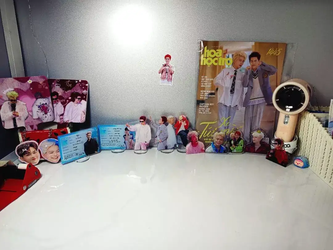 Mô Hình Standee Tượng Móc Khóa Keychain Bằng Acrylic Đức Duy Captain Boy Cute Rapper Ca Sĩ Nhận Đơn Từ 1 Móc - Miễn Phí Thiết Kế 9 Mô Hình Standee Tượng Móc Khóa Keychain Bằng Acrylic Đức Duy Captain Boy Cute Rapper Ca Sĩ Nhận Đơn Từ 1 Móc - Miễn Phí Thiết Kế 8