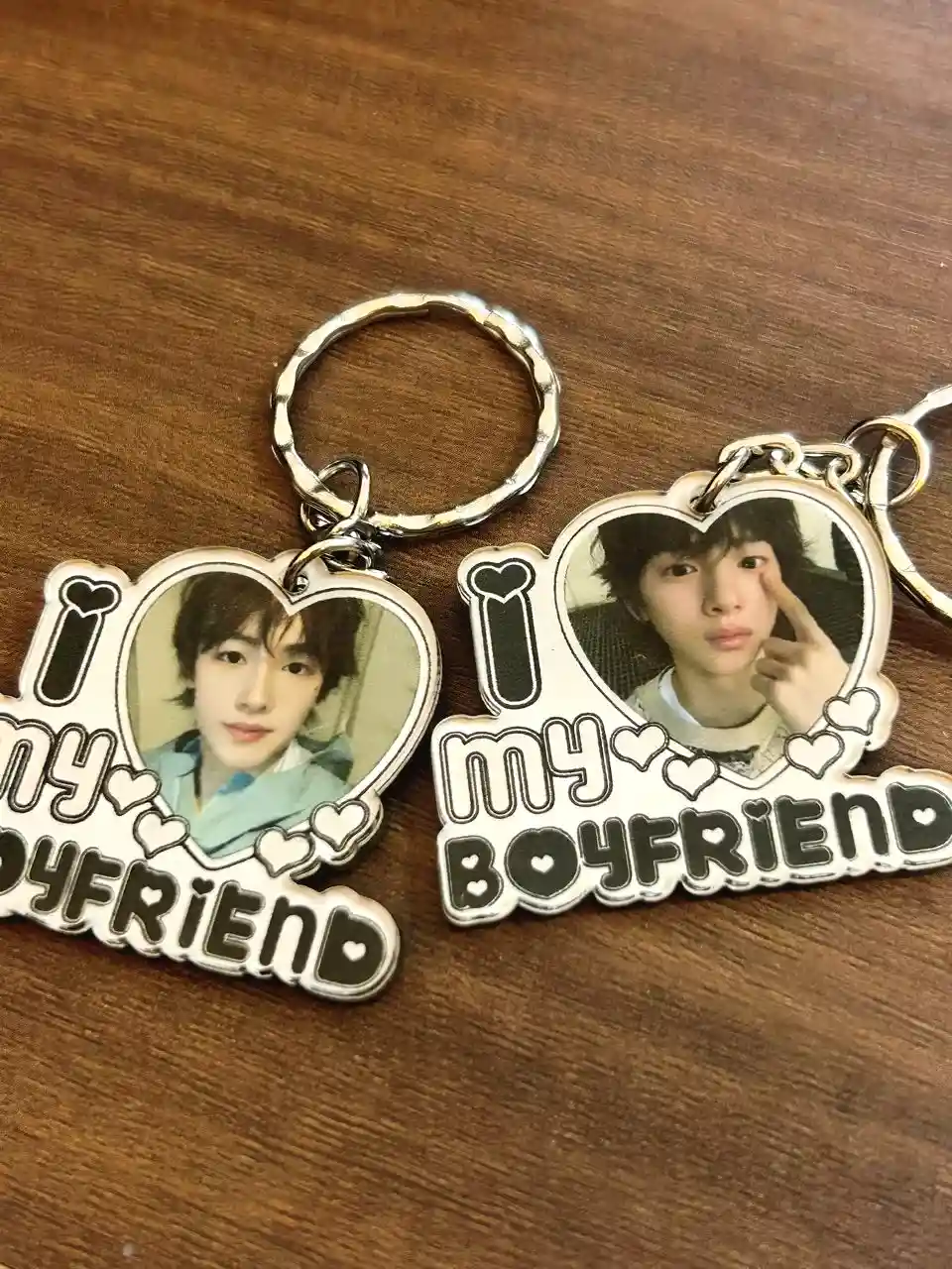 Móc Khóa Cortis Ver I Love My Boyfriend 2 Móc Khóa Cortis Ver I Love My Boyfriend 1