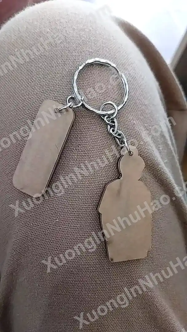 Móc Khoá Ghi Lời Nhắn Theo Yêu Cầu Làm Quà Tặng 4 Móc Khoá Ghi Lời Nhắn Theo Yêu Cầu Làm Quà Tặng 3