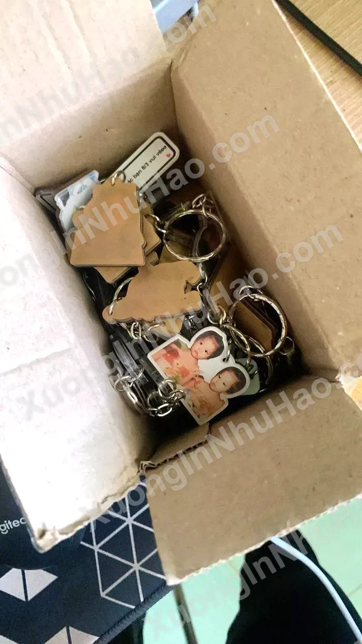 Móc Khoá Ghi Lời Nhắn Theo Yêu Cầu Làm Quà Tặng 7 Móc Khoá Ghi Lời Nhắn Theo Yêu Cầu Làm Quà Tặng 6