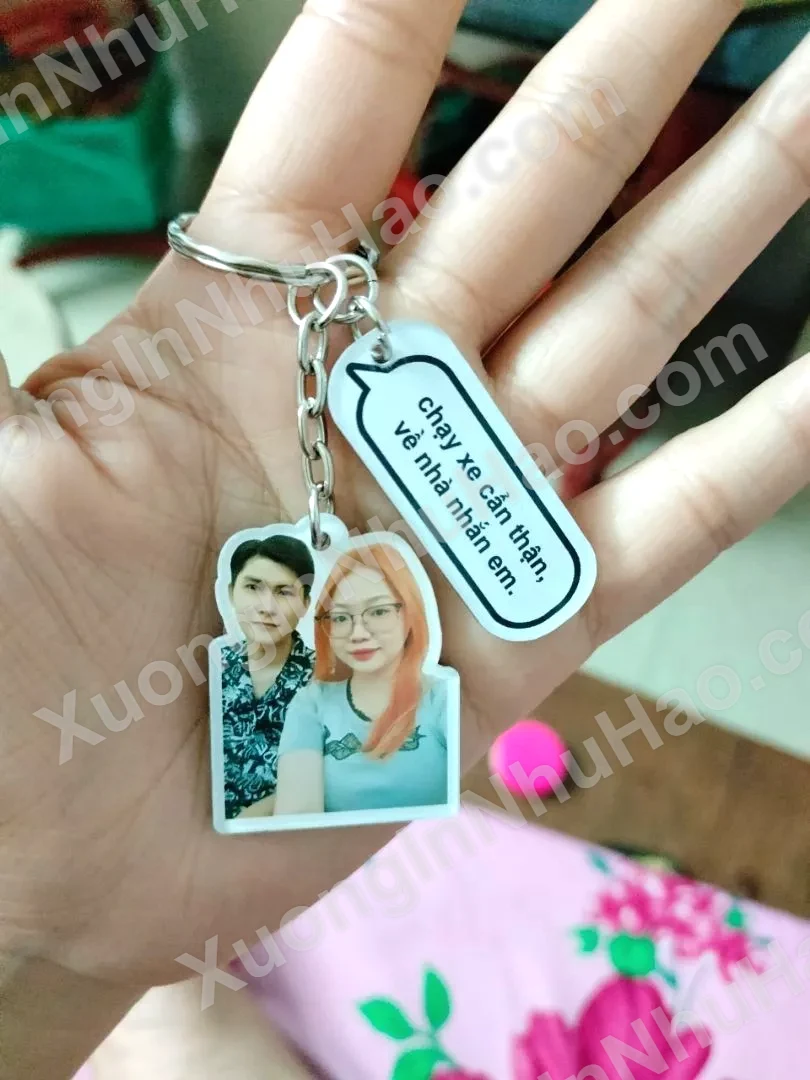 Móc Khoá Ghi Lời Nhắn Theo Yêu Cầu Làm Quà Tặng 1 Móc Khoá Ghi Lời Nhắn Theo Yêu Cầu Làm Quà Tặng