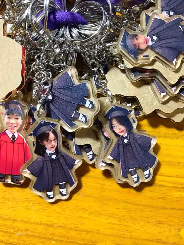 Móc Khóa Keychain Đồ Cử Nhân Chibi Mẫu Tốt Nghiệp Nam Nữ Ghép Mặt Theo Yêu Cầu Quà Tặng Bạn Bè Học Sinh Sinh Viên 7 Móc Khóa Keychain Đồ Cử Nhân Chibi Mẫu Tốt Nghiệp Nam Nữ Ghép Mặt Theo Yêu Cầu Quà Tặng Bạn Bè Học Sinh Sinh Viên 6