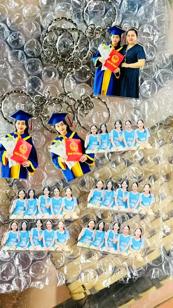 Móc Khóa Keychain Đồ Cử Nhân Chibi Mẫu Tốt Nghiệp Nam Nữ Ghép Mặt Theo Yêu Cầu Quà Tặng Bạn Bè Học Sinh Sinh Viên 8 Móc Khóa Keychain Đồ Cử Nhân Chibi Mẫu Tốt Nghiệp Nam Nữ Ghép Mặt Theo Yêu Cầu Quà Tặng Bạn Bè Học Sinh Sinh Viên 7