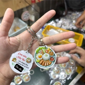 Móc Khóa Quảng Bá Thương Hiệu 2 Mặt: In Logo Cửa Hàng & Hình Sản Phẩm Đặc Trưng