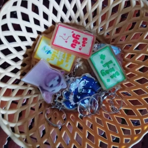 Móc Khóa Thám Tử Lừng Danh Móc Khoá Mica Trong Suốt 1