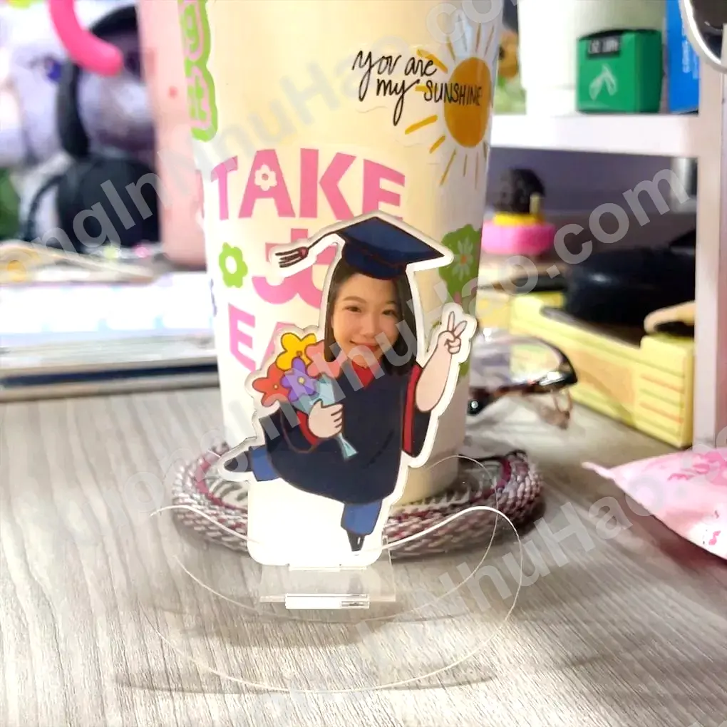 Quà Tặng Tốt Nghiệp Ý Nghĩa- Móc Khoá, Standee, Lò Xo, Standee Lắc Đầu -in Theo Yêu Cầu ĐH 6 Quà Tặng Tốt Nghiệp Ý Nghĩa- Móc Khoá, Standee, Lò Xo, Standee Lắc Đầu -in Theo Yêu Cầu ĐH 5