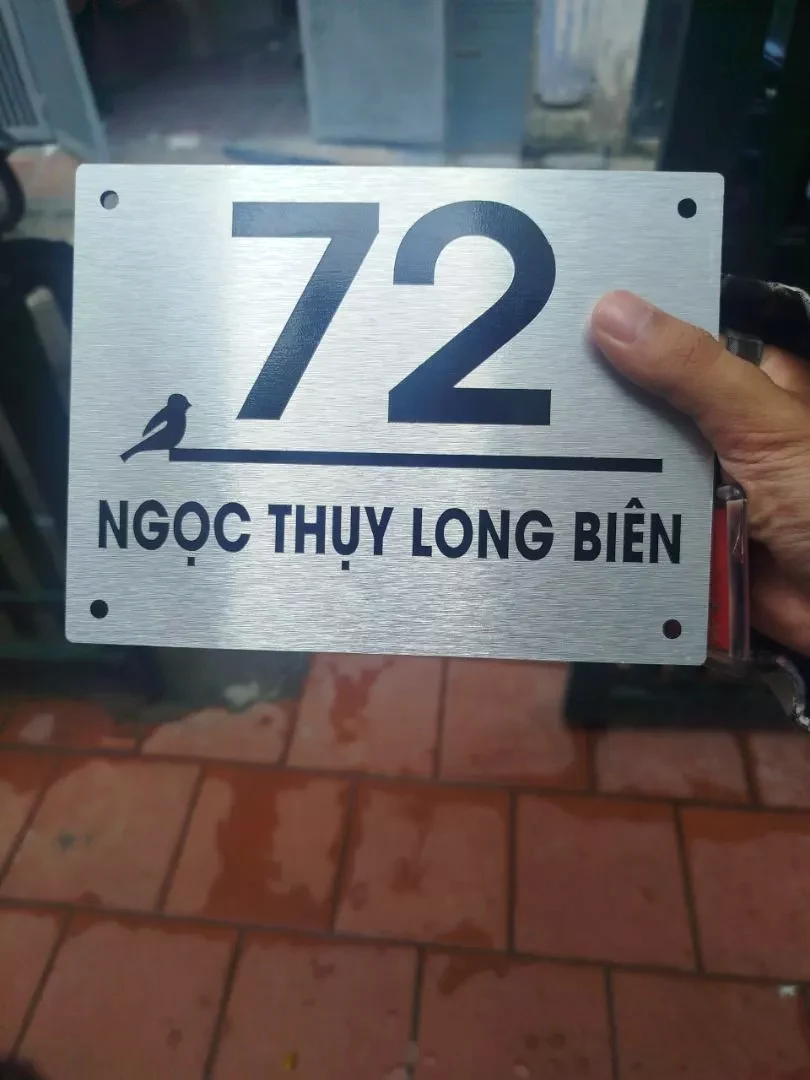 Bảng Số Nhà Alu Bạc Xước,in UV Bền Đẹp, Nội Dung Làm Theo Yêu Cầu. Thiết Kế Miễn Phí, Miển Phí Ship 6
