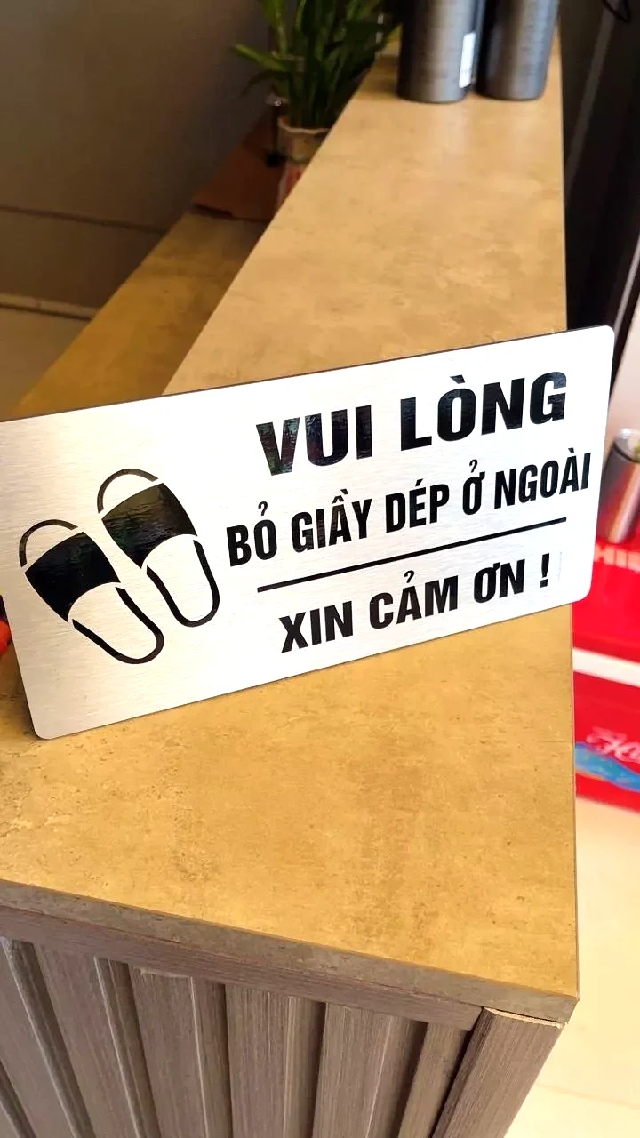 Biển Nhắc Nhở Để Giầy Dép Ở Ngoài, Vui Lòng Bỏ Giày Dép Ở Ngoài, Biển Để Giày Dép Ở Ngoài Bằng Alu Nhôm ,tặng Kèm Keo Dán 2 Mặt 8 Biển Nhắc Nhở Để Giầy Dép Ở Ngoài, Vui Lòng Bỏ Giày Dép Ở Ngoài, Biển Để Giày Dép Ở Ngoài Bằng Alu Nhôm ,tặng Kèm Keo Dán 2 Mặt 7