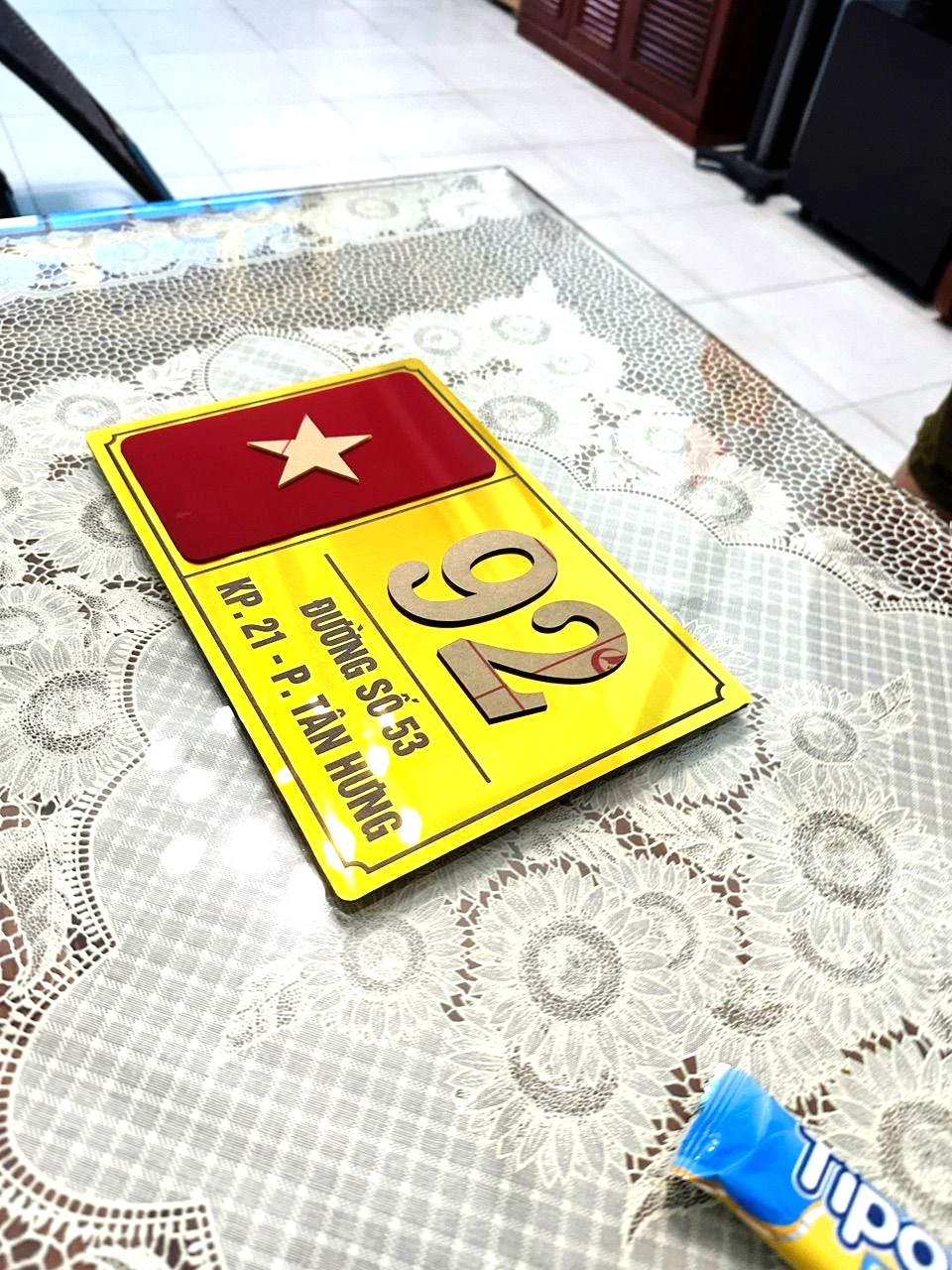 Biển Số Nhà Đẹp Hiện Đại Có Lá Cờ Việt Nam Chất Liệu Mica, Alu , Mực Uv, Làm Theo Yêu Cầu, Miễn Phí Thiết Kế Và Miễn Phí Vận Chuyển Tận Nhà 8 Biển Số Nhà Đẹp Hiện Đại Có Lá Cờ Việt Nam Chất Liệu Mica, Alu , Mực Uv, Làm Theo Yêu Cầu, Miễn Phí Thiết Kế Và Miễn Phí Vận Chuyển Tận Nhà - Ảnh 8