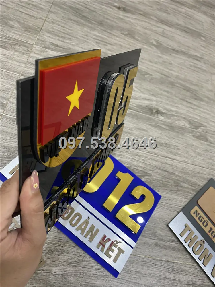 Biển Số Nhà Đẹp Hiện Đại tại Bạc Liêu. Kích Thước 30x20, Số Nổi 8mm, Chữ Nổi 2mm, Chất Liệu Mica, Alu , Mực Uv, Làm Theo Yêu Cầu, Miễn Phí Thiết Kế Và Miễn Phí Vận Chuyển Tận Nhà 7 Biển Số Nhà Đẹp Hiện Đại tại Bạc Liêu. Kích Thước 30x20, Số Nổi 8mm, Chữ Nổi 2mm, Chất Liệu Mica, Alu , Mực Uv, Làm Theo Yêu Cầu, Miễn Phí Thiết Kế Và Miễn Phí Vận Chuyển Tận Nhà - Ảnh 7