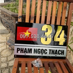 Biển Số Nhà Đẹp Hiện Đại tại Chí Linh (Hải Dương) Kích Thước 30x20, Số Nổi 8mm, Chữ Nổi 2mm, Chất Liệu Mica, Alu , Mực Uv, Làm Theo Yêu Cầu, Miễn Phí Thiết Kế Và Miễn Phí Vận Chuyển Tận Nhà