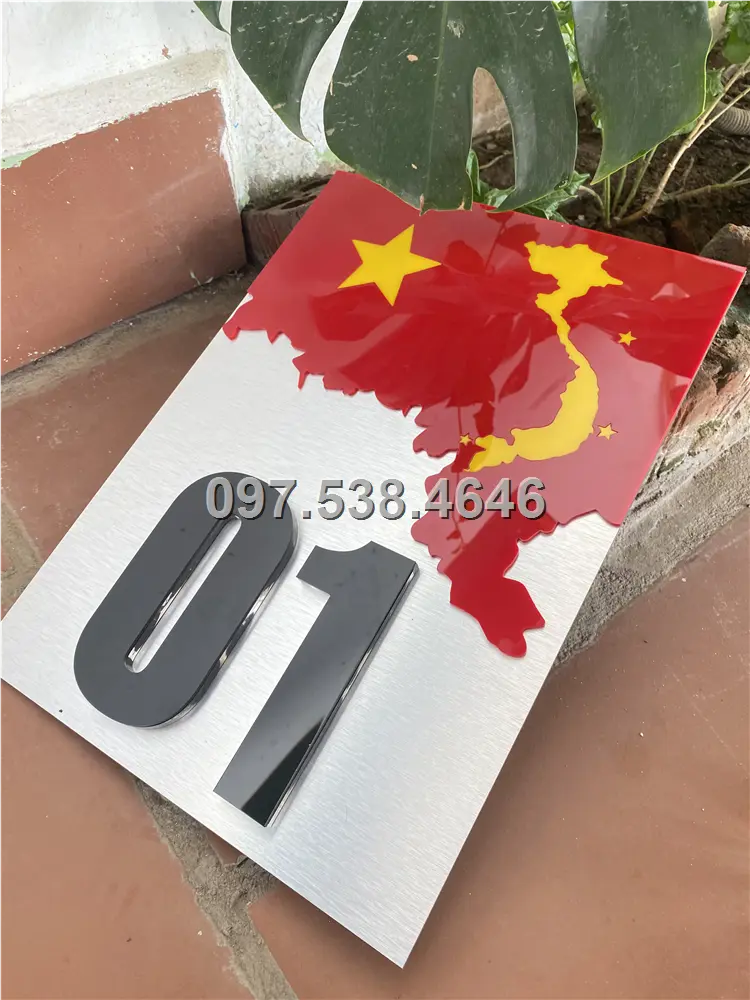 Biển Số Nhà Đẹp Hiện Đại tại Đà Nẵng, phiên bản Lá Cờ Việt Nam, Kích Thước 30x20, Số Nổi 8mm, Chữ Nổi 2mm, Chất Liệu Mica, Alu , Mực Uv, Làm Theo Yêu Cầu, Miễn Phí Thiết Kế Và Miễn Phí Vận Chuyển Tận Nhà 1 Biển Số Nhà Đẹp Hiện Đại tại Đà Nẵng, phiên bản Lá Cờ Việt Nam, Kích Thước 30x20, Số Nổi 8mm, Chữ Nổi 2mm, Chất Liệu Mica, Alu , Mực Uv, Làm Theo Yêu Cầu, Miễn Phí Thiết Kế Và Miễn Phí Vận Chuyển Tận Nhà