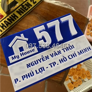 Biển Số Nhà Đẹp Hiện Đại tại Đồng Hới (Quảng Bình) Kích Thước 30x20, Số Nổi 8mm, Chữ Nổi 2mm, Chất Liệu Mica, Alu , Mực Uv, Làm Theo Yêu Cầu, Miễn Phí Thiết Kế Và Miễn Phí Vận Chuyển Tận Nhà