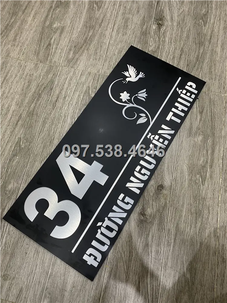 Biển Số Nhà Đẹp Hiện Đại tại Hải Phòng, phiên bản Lá Cờ Việt Nam, Kích Thước 30x20, Số Nổi 8mm, Chữ Nổi 2mm, Chất Liệu Mica, Alu , Mực Uv, Làm Theo Yêu Cầu, Miễn Phí Thiết Kế Và Miễn Phí Vận Chuyển Tận Nhà 3 Biển Số Nhà Đẹp Hiện Đại tại Hải Phòng, phiên bản Lá Cờ Việt Nam, Kích Thước 30x20, Số Nổi 8mm, Chữ Nổi 2mm, Chất Liệu Mica, Alu , Mực Uv, Làm Theo Yêu Cầu, Miễn Phí Thiết Kế Và Miễn Phí Vận Chuyển Tận Nhà - Ảnh 3