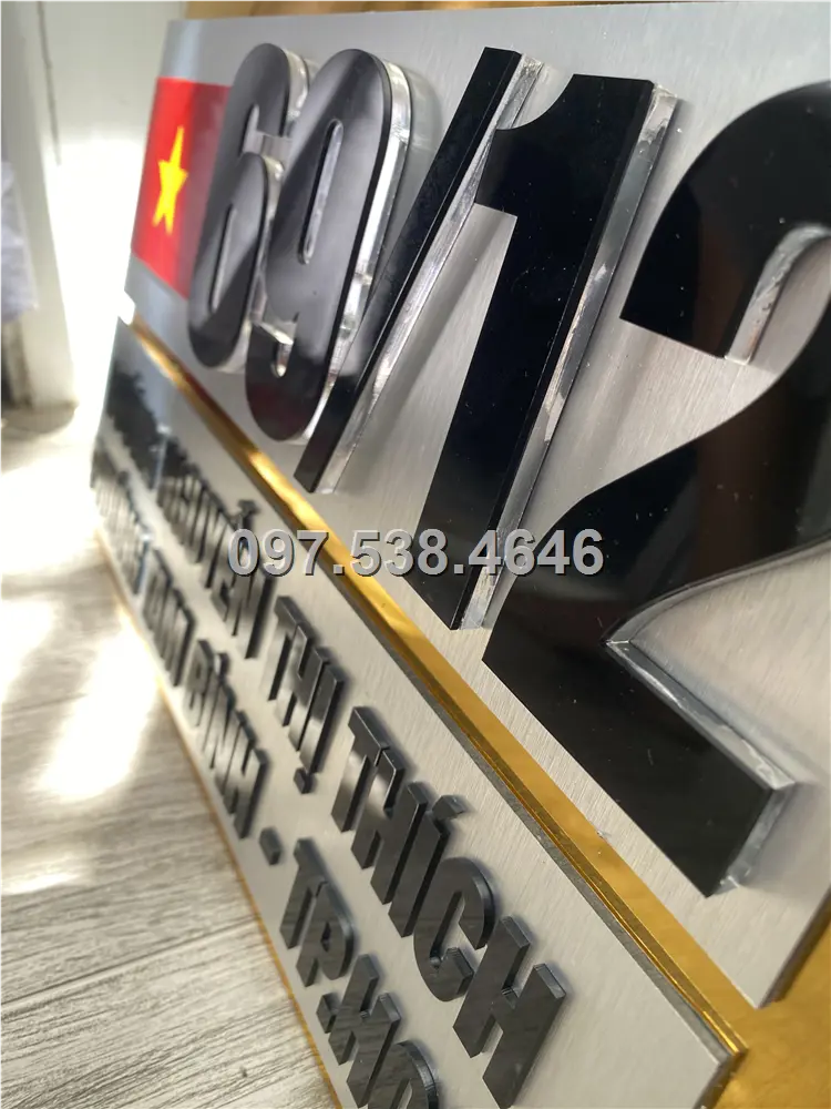 Biển Số Nhà Đẹp Hiện Đại tại Hải Phòng, phiên bản Lá Cờ Việt Nam, Kích Thước 30x20, Số Nổi 8mm, Chữ Nổi 2mm, Chất Liệu Mica, Alu , Mực Uv, Làm Theo Yêu Cầu, Miễn Phí Thiết Kế Và Miễn Phí Vận Chuyển Tận Nhà 9 Biển Số Nhà Đẹp Hiện Đại tại Hải Phòng, phiên bản Lá Cờ Việt Nam, Kích Thước 30x20, Số Nổi 8mm, Chữ Nổi 2mm, Chất Liệu Mica, Alu , Mực Uv, Làm Theo Yêu Cầu, Miễn Phí Thiết Kế Và Miễn Phí Vận Chuyển Tận Nhà - Ảnh 9