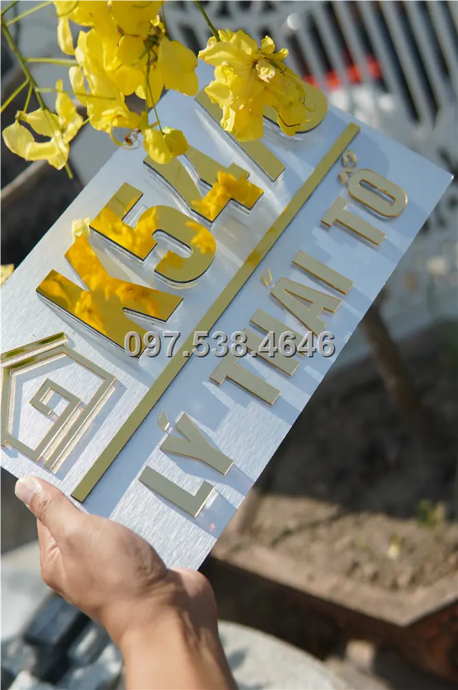 Biển Số Nhà Đẹp Hiện Đại tại Móng Cái (Quảng Ninh) , Kích Thước 30x20, Số Nổi 8mm, Chữ Nổi 2mm, Chất Liệu Mica, Alu , Mực Uv, Làm Theo Yêu Cầu, Miễn Phí Thiết Kế Và Miễn Phí Vận Chuyển Tận Nhà 7 Biển Số Nhà Đẹp Hiện Đại tại Móng Cái (Quảng Ninh) , Kích Thước 30x20, Số Nổi 8mm, Chữ Nổi 2mm, Chất Liệu Mica, Alu , Mực Uv, Làm Theo Yêu Cầu, Miễn Phí Thiết Kế Và Miễn Phí Vận Chuyển Tận Nhà - Ảnh 7