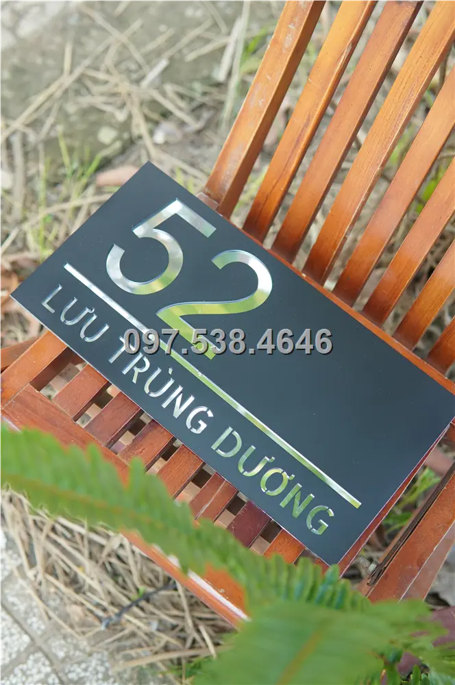 Biển Số Nhà Đẹp Hiện Đại tại Phan Thiết (Bình Thuận) Kích Thước 30x20, Số Nổi 8mm, Chữ Nổi 2mm, Chất Liệu Mica, Alu , Mực Uv, Làm Theo Yêu Cầu, Miễn Phí Thiết Kế Và Miễn Phí Vận Chuyển Tận Nhà 9 Biển Số Nhà Đẹp Hiện Đại tại Phan Thiết (Bình Thuận) Kích Thước 30x20, Số Nổi 8mm, Chữ Nổi 2mm, Chất Liệu Mica, Alu , Mực Uv, Làm Theo Yêu Cầu, Miễn Phí Thiết Kế Và Miễn Phí Vận Chuyển Tận Nhà - Ảnh 9