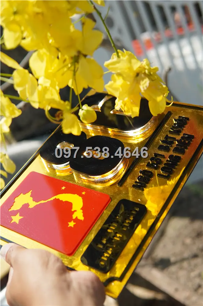 Biển Số Nhà Đẹp Hiện Đại tại Phú Quốc (Kiên Giang) Kích Thước 30x20, Số Nổi 8mm, Chữ Nổi 2mm, Chất Liệu Mica, Alu , Mực Uv, Làm Theo Yêu Cầu, Miễn Phí Thiết Kế Và Miễn Phí Vận Chuyển Tận Nhà 7 Biển Số Nhà Đẹp Hiện Đại tại Phú Quốc (Kiên Giang) Kích Thước 30x20, Số Nổi 8mm, Chữ Nổi 2mm, Chất Liệu Mica, Alu , Mực Uv, Làm Theo Yêu Cầu, Miễn Phí Thiết Kế Và Miễn Phí Vận Chuyển Tận Nhà - Ảnh 7