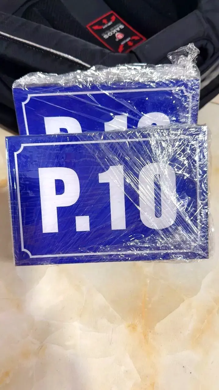 Biển Số Phòng Mica Xanh Dương Đậm Cho Khách Sạn, Công Ty, Trường Học – Thiết Kế Theo Yêu Cầu 5
