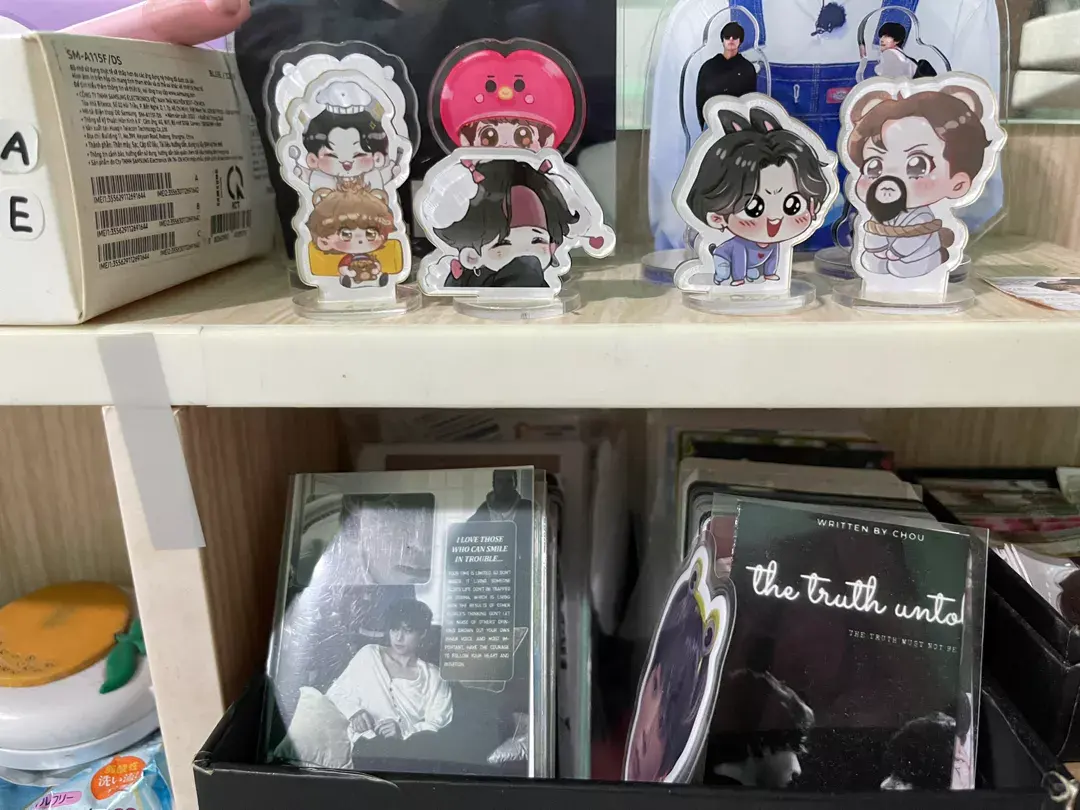 Mô Hình Standee Kook - Tae Dễ Thương 2cm/5cm/10cm Đáng Yêu Cho Nam Nữ Quà Tặng Bạn Bè, Chất Liệu Mica Trong Suốt In 2 Mặt, Kích Thước 5cm , Trang Trí Treo Cặp, Balo 2 Mô Hình Standee Kook - Tae Dễ Thương 2cm/5cm/10cm Đáng Yêu Cho Nam Nữ Quà Tặng Bạn Bè, Chất Liệu Mica Trong Suốt In 2 Mặt, Kích Thước 5cm , Trang Trí Treo Cặp, Balo 1