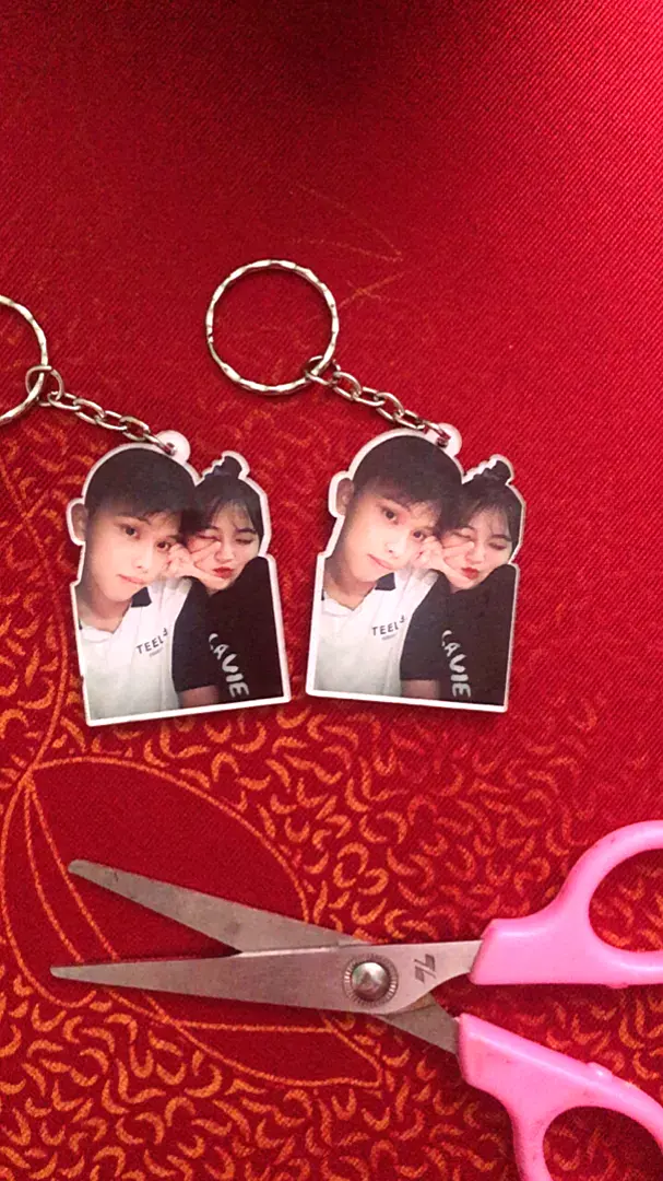 Móc Khoá Cắt Theo Dáng, Chibi, Quà Tặng 8/3, Valentine, Làm Theo Yêu Cầu Mica Trong Suốt In 2 Mặt , Trang Trí Treo Cặp, Balo 2 Móc Khoá Cắt Theo Dáng, Chibi, Quà Tặng 8/3, Valentine, Làm Theo Yêu Cầu Mica Trong Suốt In 2 Mặt , Trang Trí Treo Cặp, Balo 1