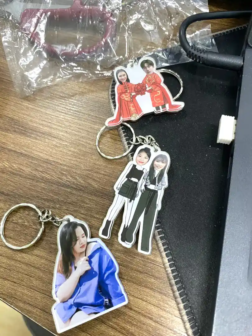 Móc Khoá Cắt Theo Dáng, Chibi, Quà Tặng 8/3, Valentine, Làm Theo Yêu Cầu Mica Trong Suốt In 2 Mặt , Trang Trí Treo Cặp, Balo 4 Móc Khoá Cắt Theo Dáng, Chibi, Quà Tặng 8/3, Valentine, Làm Theo Yêu Cầu Mica Trong Suốt In 2 Mặt , Trang Trí Treo Cặp, Balo 3