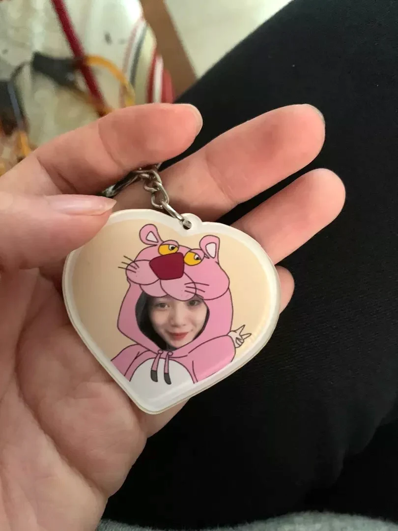 Móc Khoá Chibi Ghép Mặt Hình Trái Tim Làm Theo Yêu Cầu, Chất Liệu Mica Trong Suốt In 2 Mặt, Kích Thước 5cm , Trang Trí Treo Cặp, Balo 1 Móc Khoá Chibi Ghép Mặt Hình Trái Tim Làm Theo Yêu Cầu, Chất Liệu Mica Trong Suốt In 2 Mặt, Kích Thước 5cm , Trang Trí Treo Cặp, Balo