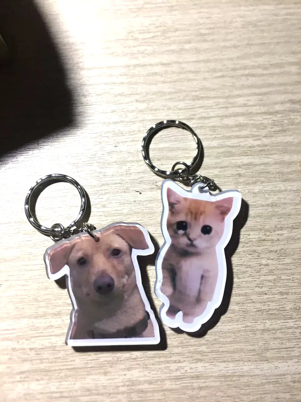 Móc Khóa Chó Mèo Há Miệng Ăn Cơm Cho Bạn Bè - Chất Liệu Mica, Móc Khóa Treo Cặp. Balo In Theo Yêu Cầu 6 Móc Khóa Chó Mèo Há Miệng Ăn Cơm Cho Bạn Bè - Chất Liệu Mica, Móc Khóa Treo Cặp. Balo In Theo Yêu Cầu 5