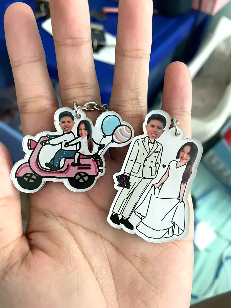 Móc Khóa Đôi In Hình Chibi Dễ Thương Cặp Đôi Theo Yêu Cầu Chất Liệu Mica , Quà Tang Valentine, Chất Liệu Mica Trong Suốt In 2 Mặt, Kích Thước 5cm , Trang Trí Treo Cặp, Balo 4 Móc Khóa Đôi In Hình Chibi Dễ Thương Cặp Đôi Theo Yêu Cầu Chất Liệu Mica , Quà Tang Valentine, Chất Liệu Mica Trong Suốt In 2 Mặt, Kích Thước 5cm , Trang Trí Treo Cặp, Balo 3