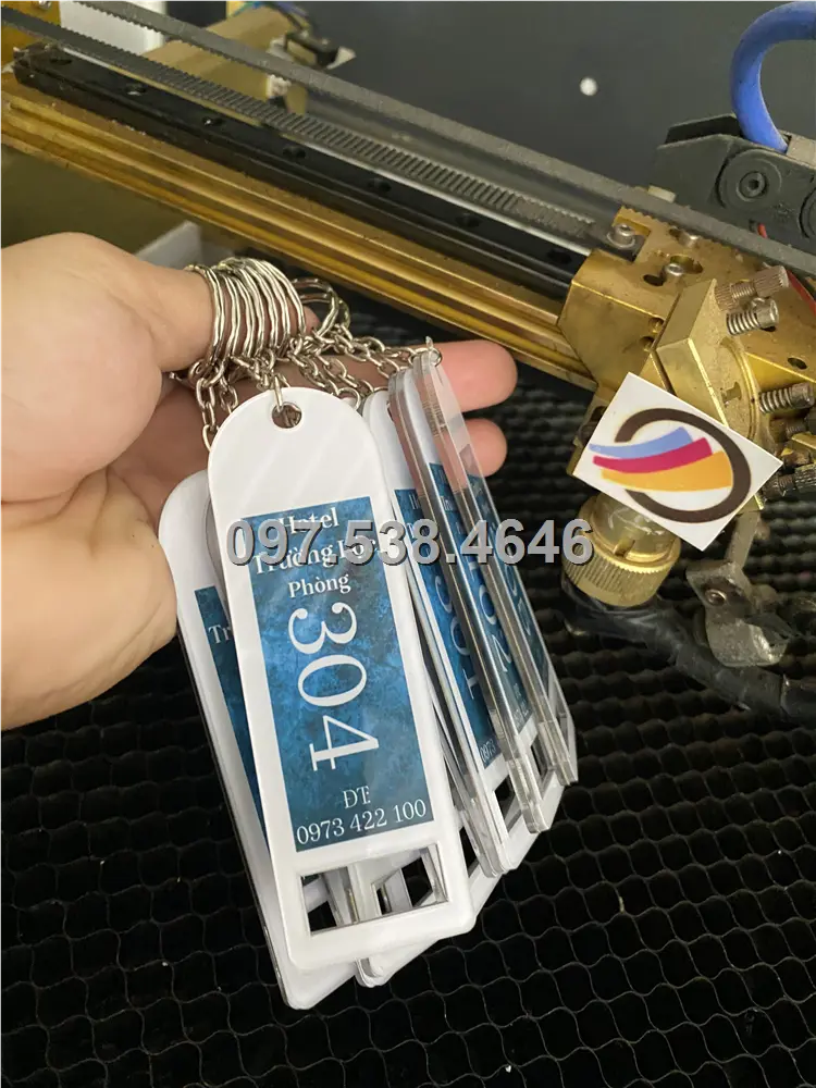 Móc Khóa Khách Sạn, Hotel, Mote, Homestay Theo Yêu Cầu hình chữ nhật bo góc , Giá Xưởng, Cắt Laser, Mica Trong Suốt Dày 4mm , kích thước 4.5x5.5 cm , Giá Tận Gốc, Free Ship Từ 30 Cái 5 Móc Khóa Khách Sạn, Hotel, Mote, Homestay Theo Yêu Cầu hình chữ nhật bo góc , Giá Xưởng, Cắt Laser, Mica Trong Suốt Dày 4mm , kích thước 4.5x5.5 cm , Giá Tận Gốc, Free Ship Từ 30 Cái - Ảnh 5