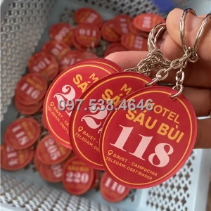 Móc Khóa Khách Sạn, Hotel, Mote, Homestay Theo Yêu Cầu oval elip màu đỏ , Giá Xưởng, Cắt Laser, Mica Trong Suốt Dày 4mm , kích thước 4.5x5.5 cm , Giá Tận Gốc, Free Ship Từ 30 Cái