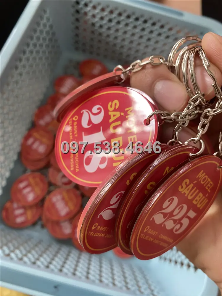 Móc Khóa Khách Sạn, Hotel, Mote, Homestay Theo Yêu Cầu oval elip màu đỏ , Giá Xưởng, Cắt Laser, Mica Trong Suốt Dày 4mm , kích thước 4.5x5.5 cm , Giá Tận Gốc, Free Ship Từ 30 Cái 8 Móc Khóa Khách Sạn, Hotel, Mote, Homestay Theo Yêu Cầu oval elip màu đỏ , Giá Xưởng, Cắt Laser, Mica Trong Suốt Dày 4mm , kích thước 4.5x5.5 cm , Giá Tận Gốc, Free Ship Từ 30 Cái - Ảnh 8