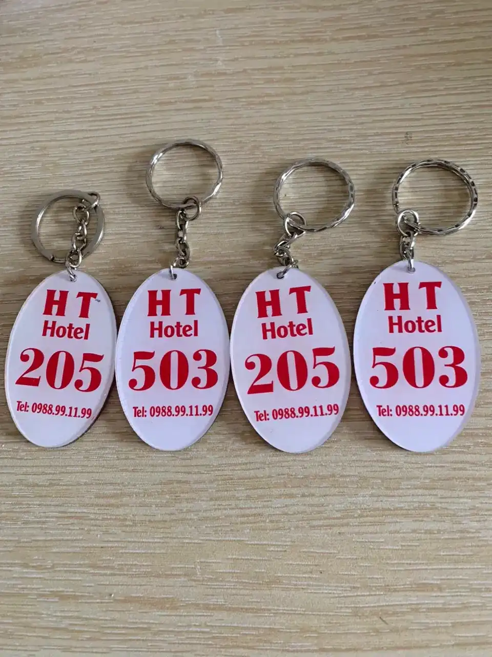 Móc Khóa Khách Sạn Mica Trong 2 Mặt, Hình Elip Và Oval Đa Dạng Màu, Tên Khách Sạn, Nhà Nghỉ, Homestay, Motel, Hotel In Theo Yêu Cầu 3 Móc Khóa Khách Sạn Mica Trong 2 Mặt, Hình Elip Và Oval Đa Dạng Màu, Tên Khách Sạn, Nhà Nghỉ, Homestay, Motel, Hotel In Theo Yêu Cầu 2