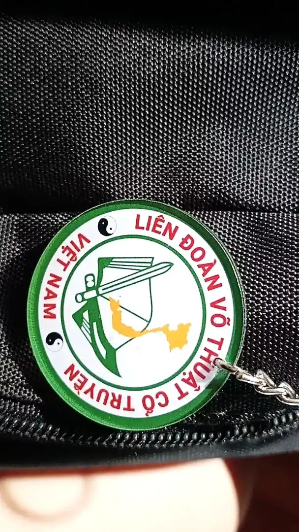 Móc khóa logo thể thao in mica 2 mặt bóng, nhẹ bền, treo chìa khóa 7 MÓC KHÓA LOGO THỂ THAO IN MICA 2 MẶT BÓNG, NHẸ BỀN, TREO CHÌA KHÓA 6