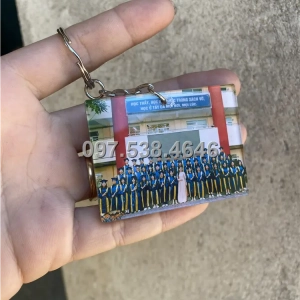 Móc Khóa Logo Treo Theo Yêu Cầu tại Châu Đốc ,An Giang , Giá Xưởng, Cắt Laser, Mica Trong Suốt Dày 4mm , kích thước 4.5x5.5 cm , Giá Tận Gốc, Free Ship Từ 30 Cái