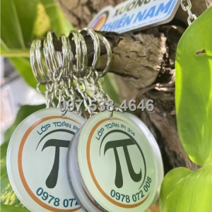 Móc Khóa Logo Treo Theo Yêu Cầu tại Đồng Hới ,Quảng Bình , Giá Xưởng, Cắt Laser, Mica Trong Suốt Dày 4mm , kích thước 4.5x5.5 cm , Giá Tận Gốc, Free Ship Từ 30 Cái