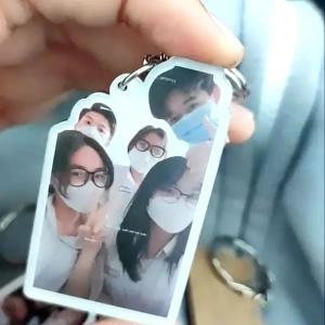 Móc Khóa Mica Theo Yêu Cầu Quà Tặng Valentine, Lễ Tinh Yêu - Cắt Hình Viền Lũ Bạn Thân - Gia Đình Cặp Đôi, Làm Theo Yêu Cầu, Chất Liệu Mica Trong Suốt In 2 Mặt, Kích Thước 5cm , Trang Trí Treo Cặp, Balo 1