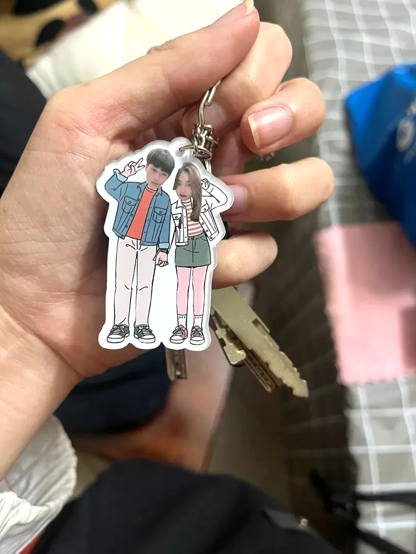 Móc Khóa Theo Yêu Cầu In Hình Chibi Cute Cặp Đôi , Dành Cho Bạn Bè Người Yêu, Bạn Bè, Người Thân, Làm Theo Yêu Cầu, Chất Liệu Mica Trong Suốt In 2 Mặt, Kích Thước 5cm , Trang Trí Treo Cặp, Balo 2 Móc Khóa Theo Yêu Cầu In Hình Chibi Cute Cặp Đôi , Dành Cho Bạn Bè Người Yêu, Bạn Bè, Người Thân, Làm Theo Yêu Cầu, Chất Liệu Mica Trong Suốt In 2 Mặt, Kích Thước 5cm , Trang Trí Treo Cặp, Balo 1