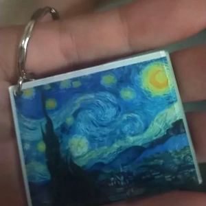 Móc Khóa Vincent Van Gogh Oil Painting Tranh Sơn Dầu Đêm Đầy Sao Hoa Hướng Dương, Trang Trí Treo Cặp, Balo In Theo Yêu Cầu 1