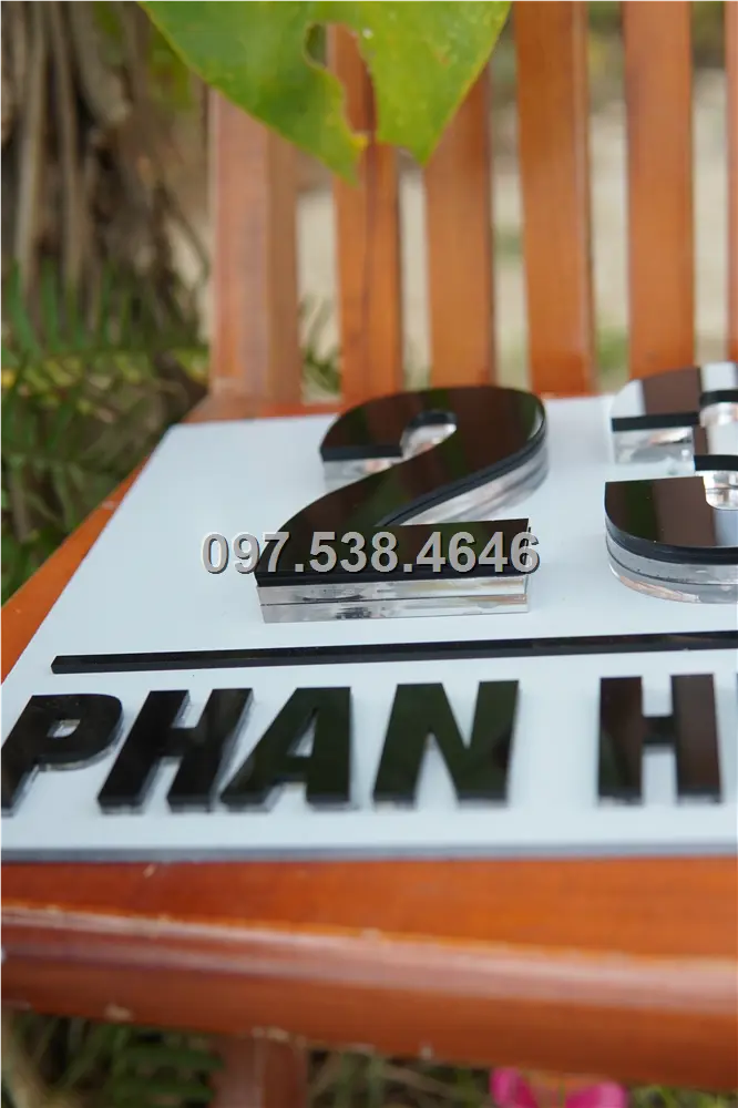 Biển Số Nhà Đẹp Hiện Đại tại Tuy Hòa -Phú Yên Kích Thước 30x20, Số Nổi 8mm, Chữ Nổi 2mm, Chất Liệu Mica, Alu , Mực Uv, Làm Theo Yêu Cầu, Miễn Phí Thiết Kế Và Miễn Phí Vận Chuyển Tận Nhà 19 Biển Số Nhà Đẹp Hiện Đại tại Tuy Hòa -Phú Yên
Kích Thước 30x20, Số Nổi 8mm, Chữ Nổi 2mm, Chất Liệu Mica, Alu , Mực Uv, Làm Theo Yêu Cầu, Miễn Phí Thiết Kế Và Miễn Phí Vận Chuyển Tận Nhà - Ảnh 19