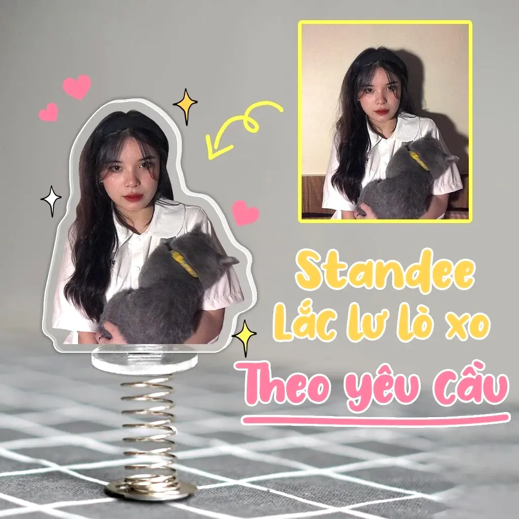 Standee Lò Xo Lắc Lư Đáng Yêu Trong Suốt Đế Dính Trang Trí In Theo Yêu Cầu Chibi 3 Standee Lò Xo Lắc Lư Đáng Yêu Trong Suốt Đế Dính Trang Trí In Theo Yêu Cầu Chibi 2